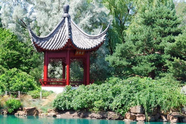 Çin Pagodasının Tepesinden Bir Manzara — Stok fotoğraf