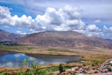 Peru 'daki And Dağları manzarası