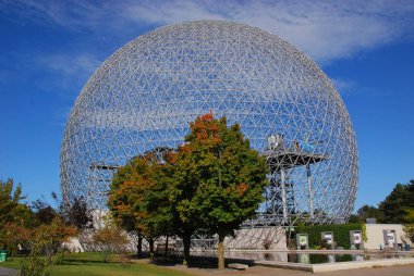 Montreal, Kanada - 25 Ağustos - Biyosfer Montreal 'de çevreye adanmış bir müzedir. Parc Jean-Drapeau 'da, Birleşik Devletler' in eski pavyonunda, 08: 25 Montreal, Kanada