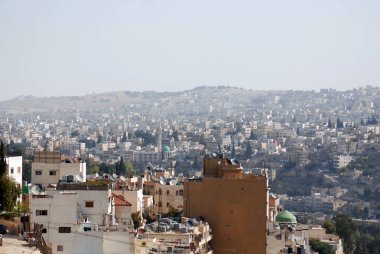 Amman Ürdün 'ün başkenti ve en büyük şehridir. Ülkenin siyasi, kültürel ve ticari merkezidir ve dünyada sürekli olarak en eski yerleşim merkezlerinden biridir..