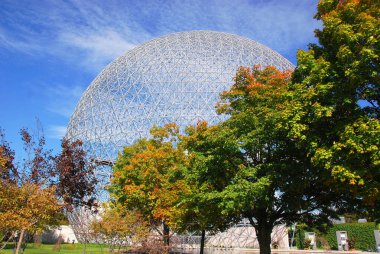 Montreal, Kanada - 25 Ağustos - Biyosfer Montreal 'de çevreye adanmış bir müzedir. Parc Jean-Drapeau 'da, Birleşik Devletler' in eski pavyonunda, 08: 25 Montreal, Kanada