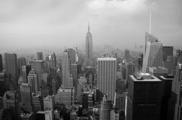 Skyline Von Midtown Manhattan New York City Mit Markanten Wolkenkratzern — Stockfoto