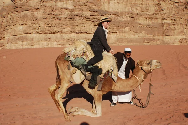 Petra Giordania Nov Turista Non Identificato Giro Cammello Nov 2009 — Foto Stock