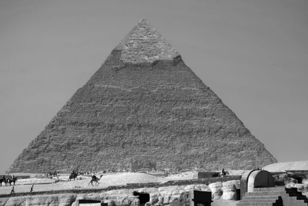 Cairo Egypt 吉萨大金字塔 Great Pyramid Giza 也被称为胡夫金字塔 Pyramid Khufu 或切普金字塔 — 图库照片