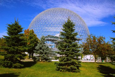 Montreal, Kanada - 25 Ağustos - Biyosfer Montreal 'de çevreye adanmış bir müzedir. Parc Jean-Drapeau 'da, Birleşik Devletler' in eski pavyonunda, 08: 25 Montreal, Kanada