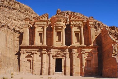 PETRA JORDAN - 129 Aralık 2008: Ad Deir veya El Deir, 