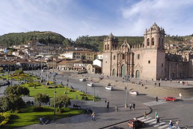 CUSCO PERU-NOV. 25 2010: Santo Domingo Katedrali, Cusco Katolik Başpiskoposluğu 'nun ana kilisesi..