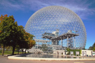 Montreal, Kanada - 25 Ağustos - Biyosfer Montreal 'de çevreye adanmış bir müzedir. Parc Jean-Drapeau 'da, Birleşik Devletler' in eski pavyonunda, 08: 25 Montreal, Kanada
