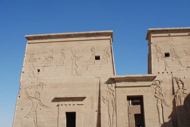 PHILEA TEMPLE, EGYPT - 23 Kasım: Kompleks UNESCO projesi sırasında 23 Kasım 2008 'de Aswan Barajı' nın inşası nedeniyle söküldü ve yakınlardaki Agilkia Adası 'na taşındı. 