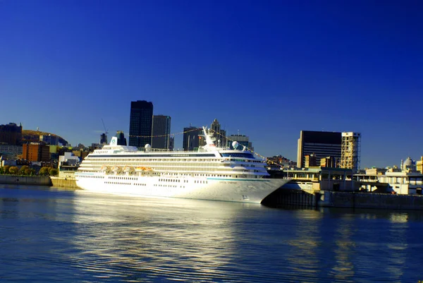 Crucero Puerto Montreal Canadá — Foto de Stock