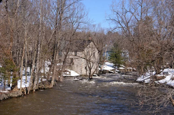 Ancien Moulin Près Une Rivière Canada — Photo