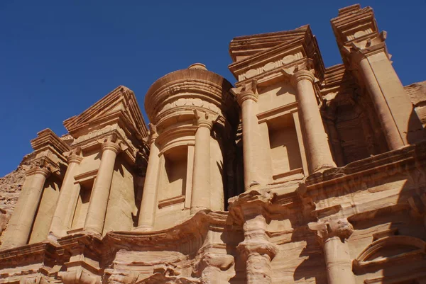 Deir Deir Monastère Est Bâtiment Monumental Sculpté Dans Roche Dans — Photo