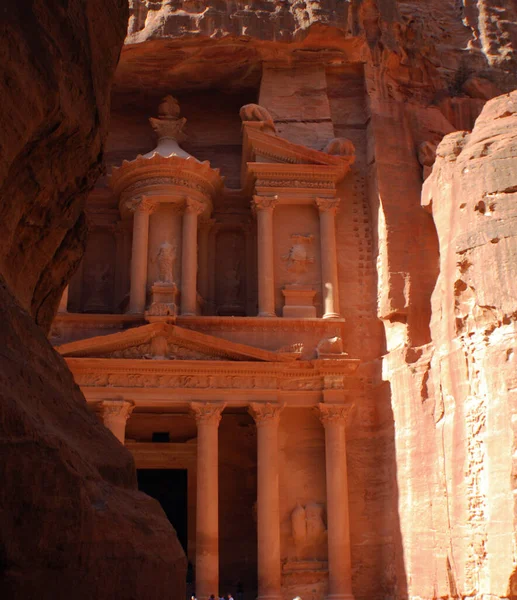 Deir Deir Monasterio Edificio Monumental Tallado Roca Antigua Ciudad Jordana —  Fotos de Stock