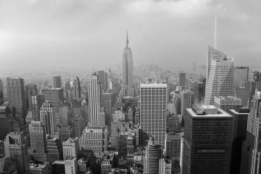 Manhattan şehir merkezinin Skyline 'ı New York' ta tarihi gökdelenleri var..