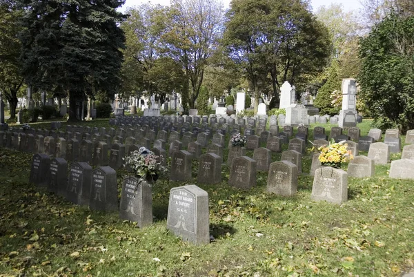 Montreal Canada Octubre 2011 Monumento Cementerio Notre Dame Des Neiges — Foto de Stock