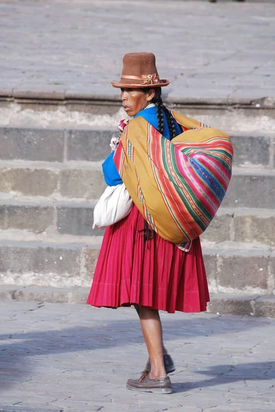 Cuzco Peru November Woman Typical Clothes Caring Souvenir Sale Live — Stock Photo, Image