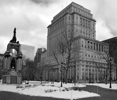 MONTREAL QUEBEC CANADA 03 24 2020: Montreal Kanada 'da Sunlife Building 1155 Metcalfe Caddesi' ndeki tarihi bir ofis binasıdır..