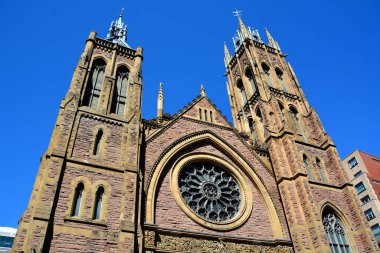 MONTREAL CANADA - 03: 24 2020: Saint James United Church, Kanada 'nın Quebec kentinde bulunan bir miras kilisesidir. Kanada Birleşik Kilisesi 'ne bağlı bir Protestan kilisesidir.