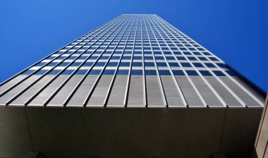 MONTREAL QUEBEC CANADA - 04 07 2020: Place ville Marie 'nin binası .1 Place Ville Marie 47 katlı, haçlı ofis kulesi 1962' de Uluslararası stilde inşa edildi.. 