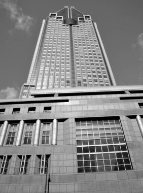 MONTREAL CANADA - 04 16 2020: 1000 de la Gauchetiere Montreal, Quebec, Kanada 'da bir gökdelendir. Montreal 'in en yüksek binası..