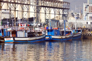 CAPE TOWN SOUTH AFRICA - 25 Mayıs 2007: Victoria & Alfred (V & A) Cape Town 'un Atlantik kıyısında yer almaktadır..