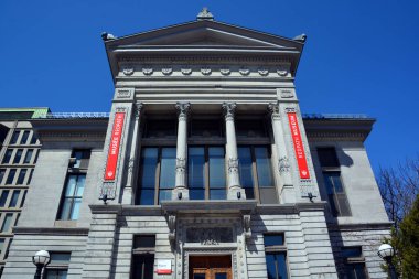 MONTREAL QUEBEC CANADA - 04 23 2020: Redpath Museum, McGill Üniversitesi 'ne ait bir doğa tarihi müzesidir. Şeker baronu Peter Redpath 'in hediyesi olarak 1882' de inşa edildi.