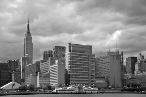 Ciudad Nueva York Skyline Con Rascacielos —  Fotos de Stock