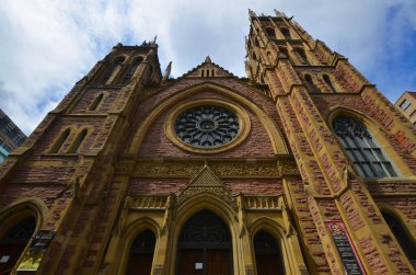 MONTREAL CANADA - 03: 24 2020: Saint James United Church, Kanada 'nın Quebec kentinde bulunan bir miras kilisesidir. Kanada Birleşik Kilisesi 'ne bağlı bir Protestan kilisesidir.