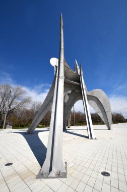 MONTREAL CANADA - 05 07 2020: Alexander Calder heykeli L 'Homme French (