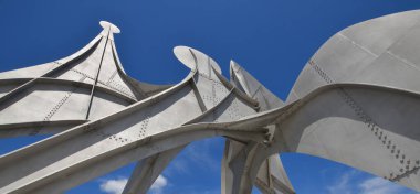 MONTREAL CANADA - 05 07 2020: Alexander Calder heykeli L 'Homme French (