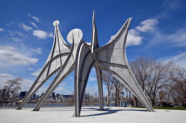 MONTREAL CANADA - 05 07 2020: Alexander Calder heykeli L 'Homme French (