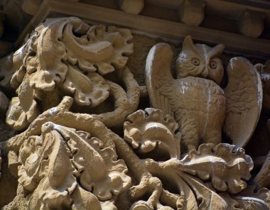 MONTREAL CANADA 03 24 2020: Saint James United Kilisesi 'nin detayları Montreal, Quebec, Kanada' da bulunan bir miras kilisesidir. Kanada Birleşik Kilisesi 'ne bağlı bir Protestan kilisesidir.