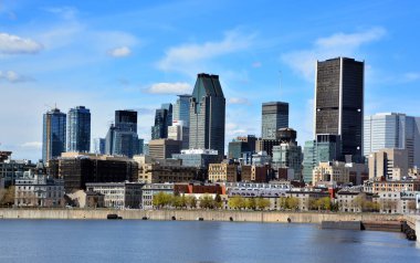MONTREAL CANADA - 05 07 2020: Montreal eski ve şehir merkezi Montreal, Quebec, Kanada.