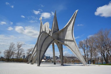MONTREAL CANADA - 05 97 2020: Alexander Calder heykeli L 'Homme French (
