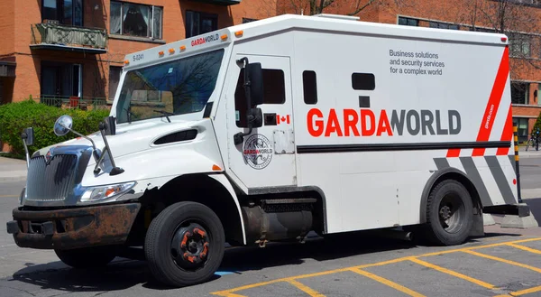 Montreal Quebec Canada 2020 Truck Gardaworld Corporation Canadian Private Security — Zdjęcie stockowe