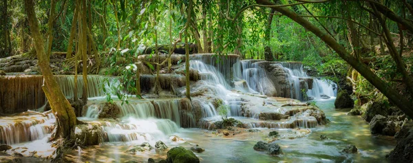 Huay Mae Kamin şelale Ulusal Park