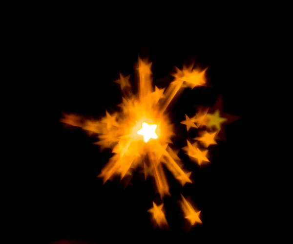 Размытое изображение праздничных огней — стоковое фото