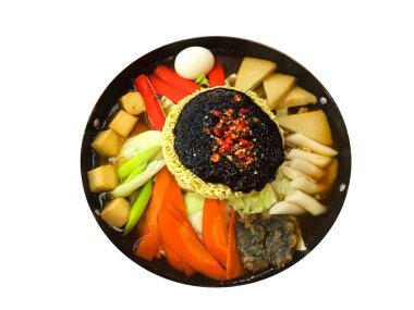 İzole Kore sıcak pot şehriye.