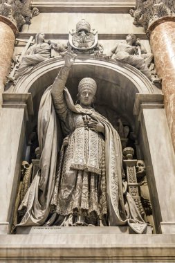 Aziz Petrus Bazilikası'nın sanat ve bazilikanın yapısı.