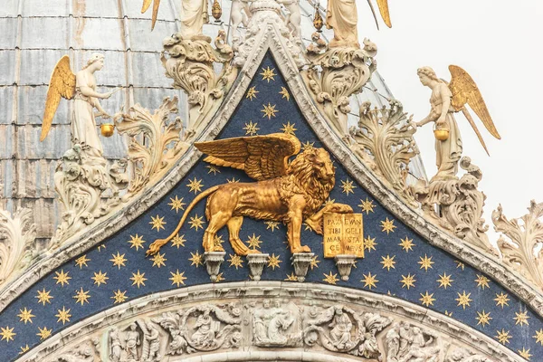Detalhe da Basílica de São Marcos em Veneza, Itália . Imagem De Stock