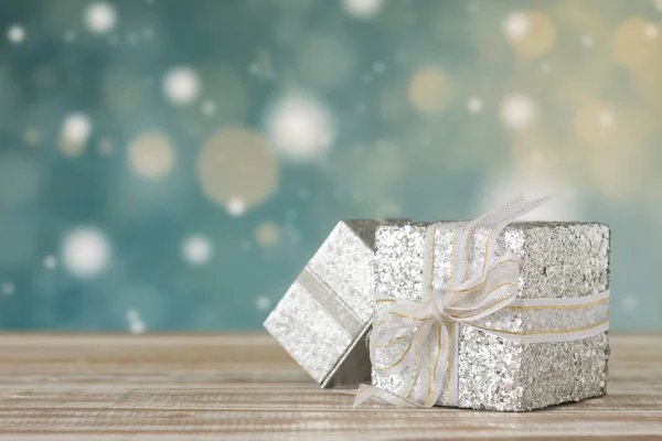Подарункова коробка на Різдво, Новий рік — стокове фото