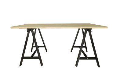 Ürün ekranı için beyaz backgroud izole boş ahşap masa. Kırpma yolu ile.