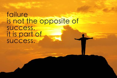 Bir adam açık eller silüeti üzerinde ilham motive edici teklif