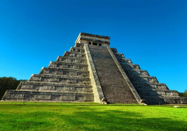Kukulcan Tapınağı Chichen Itza Piramit mimarisi