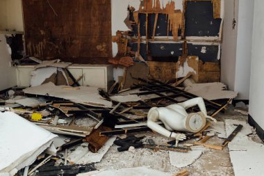 Harabeleri kapatın.