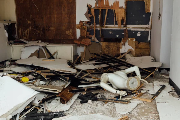 Harabeleri kapatın.