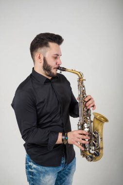 Saksafon oyuncu saksofoncu sax ile