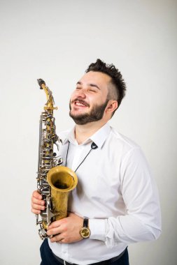 Saksafon oyuncu saksofoncu sax ile