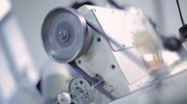 hareketli tekerlek makine üzerinde. 