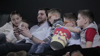 Çocuk ve adam sinema 